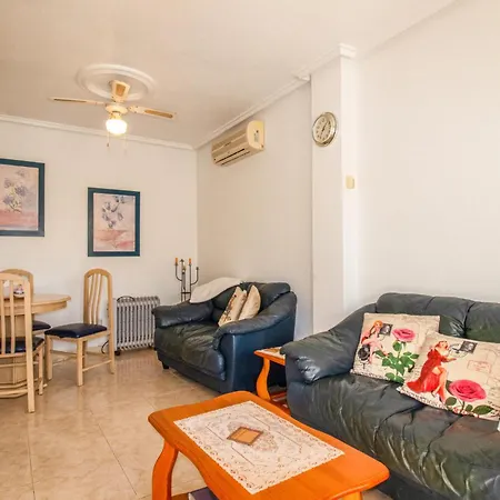 2 Bedroom Awesome In Ciudad Quesada